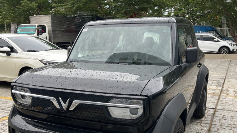 VF 3 Màu Đen